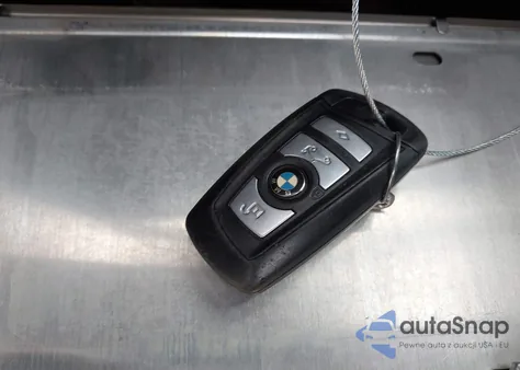 2011 BMW 528I z USA, uszkodzony, nr VIN WBAFR1C56BC260320